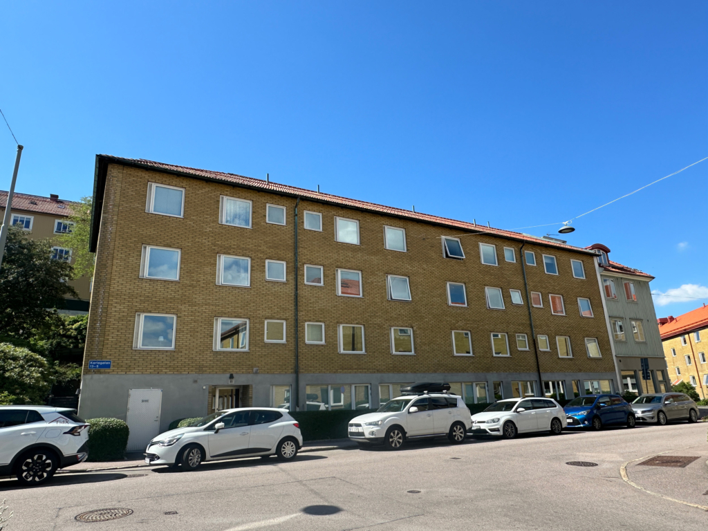 Karlagatan 11