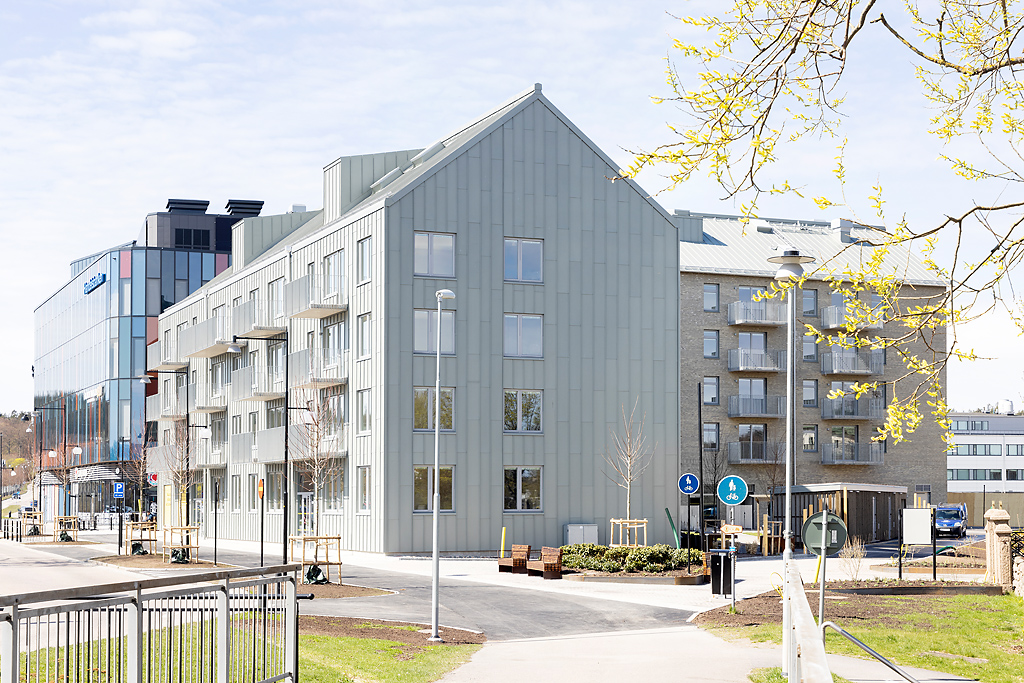 Kungsgatan 2-4, Valands promenad 2A-2H