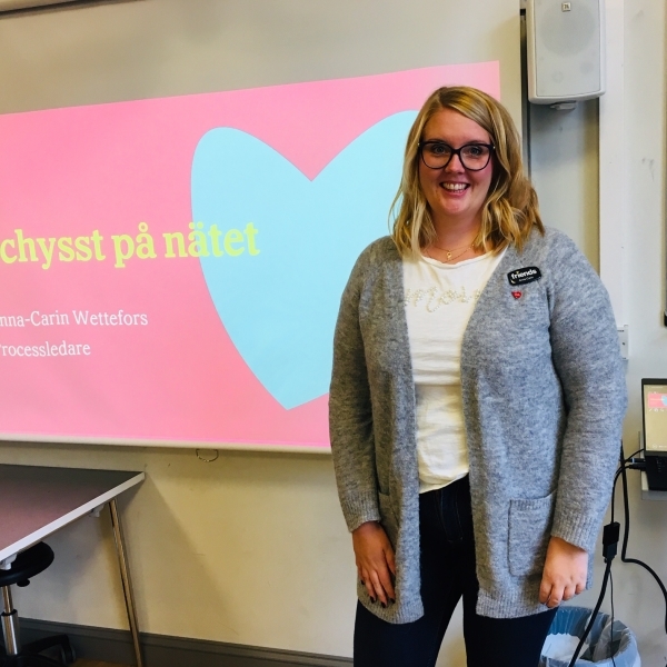 Friends utbildar pedagoger & vårdnadshavare på Annedalsskolan