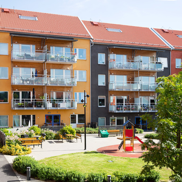 Gnejsvägen 50-57, Rubinvägen 3-5, Spinellvägen